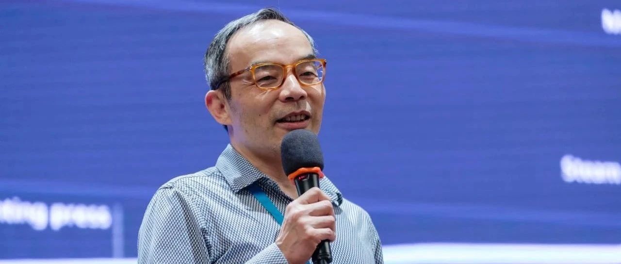 黄学东：大模型时代需要注重「三...