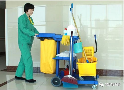 物业保洁领班怎么管理(物业保洁领班的职责是什么)